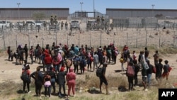 Desde el 12 de mayo de 2023 hasta el 1 de mayo de 2024, el DHS ha expulsado o devuelto a más de 720,000 personas.