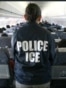 Una operación de deportación supervisada por ICE.