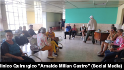 La sala de espera del Hospital Provincial de Santa Clara.