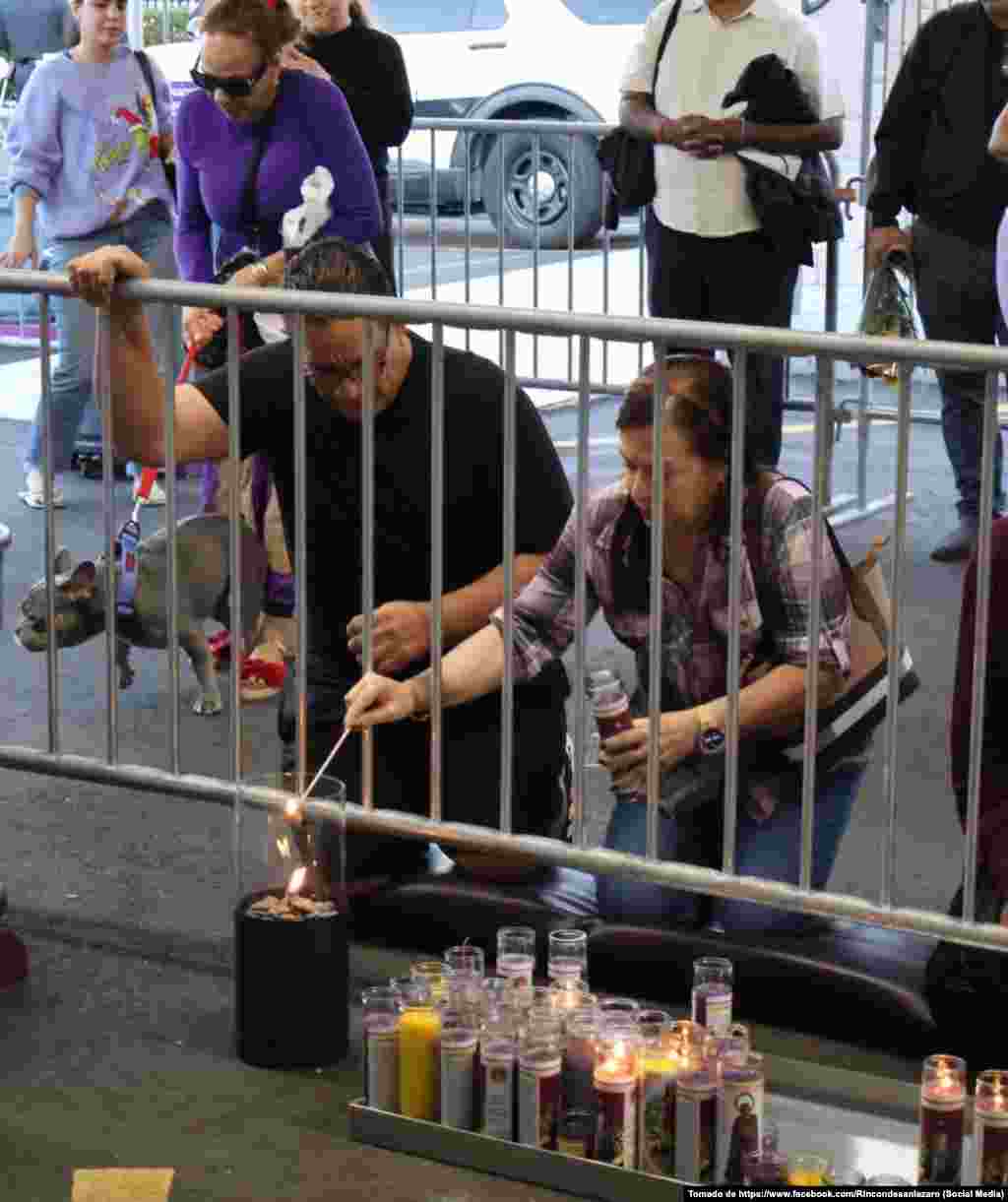 Religiosos acuden al Rincón de San Lázaro, en Hialeah, Miami, este 17 de diciembre para adorar al santo milagroso.