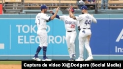 El baile de la victoria de los Dodgers ante los Piratas de Pittsburgh. 